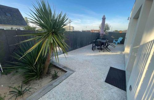 Blainville-sur-Mer House | Jacuzzi privé 500m de la mer