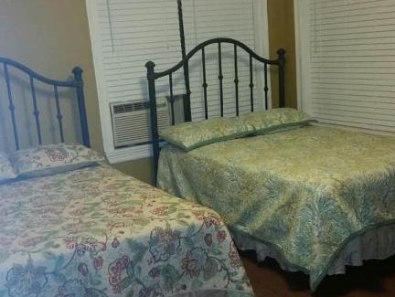 Rio Hondo House | Jade - House Rental w/ Fishing Pier & Boat Dock