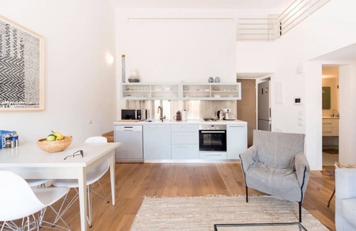 Jaffa Apartment | Jaffa Charm Chic Seaview Stay by Sea N' Rent