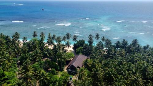 Katiet House | Jala Villas Lances Right HTs Mentawai