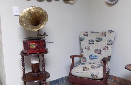 Parys Apartment | Jaloersplek Victorian On Vaal Main House