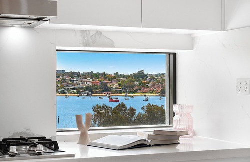 Sydney Apartment | Jam Home | Sydney Harbour Majestic Water View Apartment