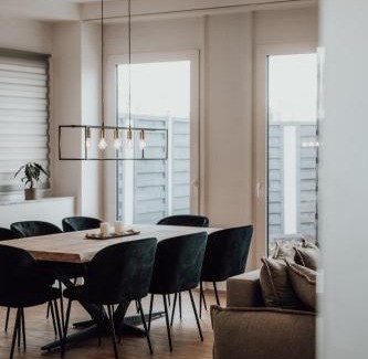 Heidingsfeld Apartment | JAMA - Modern&Bright, Terrasse, Freies Parken, WLAN, Große Gruppen #1