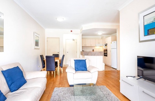 Northbridge Apartment | James On The Park Northbridge