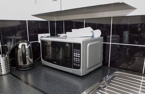 Dowlais Apartment | James' Place Dowlais Self Catering Studio 6 Taffy