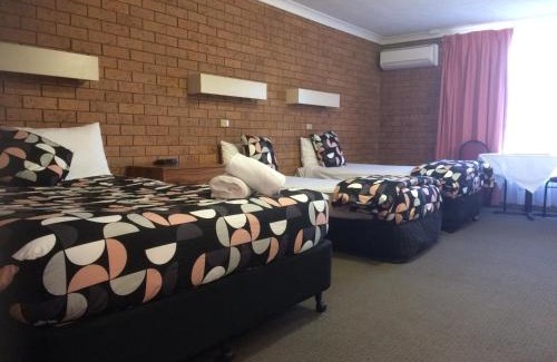 South Toowoomba Hotel | James Street Motor Inn