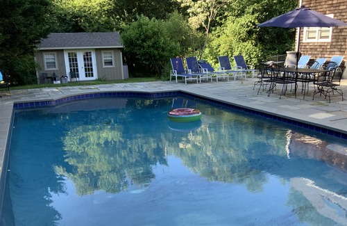 Jamestown House | Jamestown is Fantastic! Newport is close, easily accessible by car or ferry!