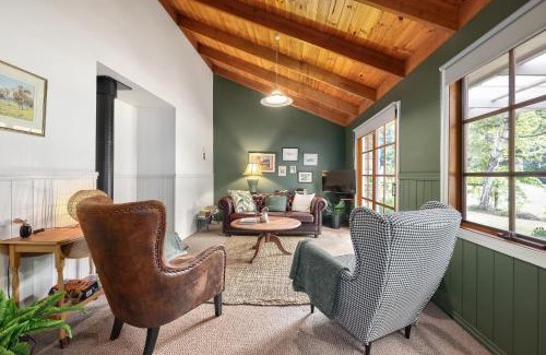 Jamieson House | Jamieson Cottage 1 - By the River