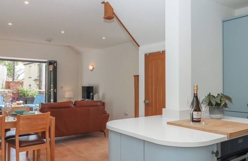 Lympstone Cottage | JAMS, family friendly, with a garden in Lympstone