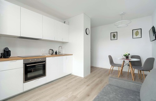 Jezyce Apartment | Janickiego 25B | Beautiful Apartment | Parking