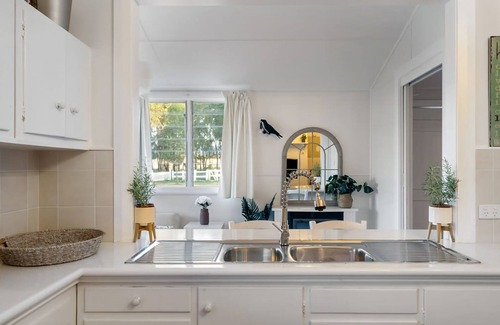 Broke House | Janie s Cottage Secluded Wine Country Home
