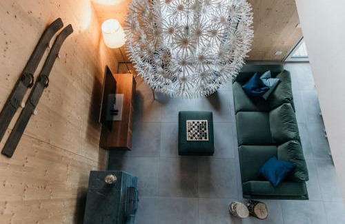 Bloke House | Janina's Dragonfly house