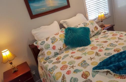 Urunga House | Januce - delightful river front house in Urunga