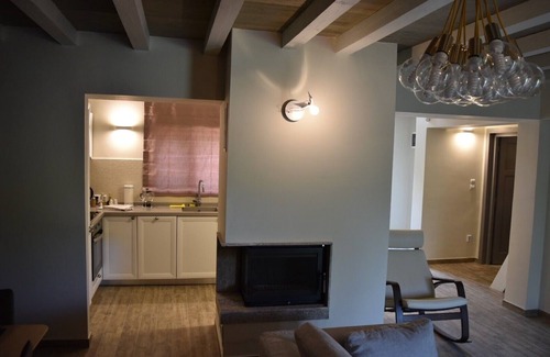 Izvoranu Cottage | Jardine Hills Pinot Noir Cottage