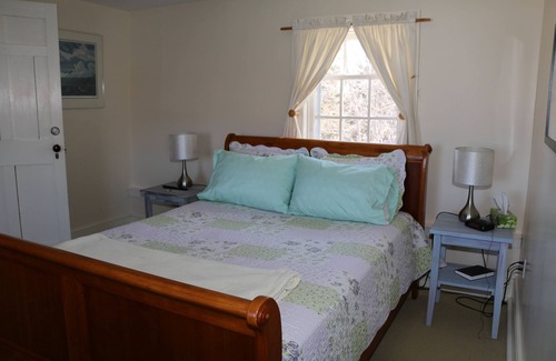 Rexton Hotel | Jardine's Inn
