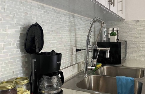 Cuevas Apartment | Jardines Guest House, close to everything! Apartment 2