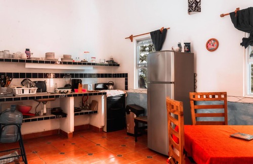 La Manzanilla Apartment | Jardines Tropicales - 3 blocks from the beach