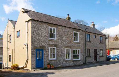 Tideswell House | Jaret House - Four Bedroom House, Sleeps 8
