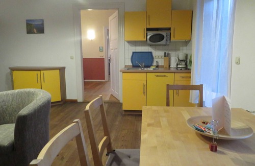 Sellin Apartment | Jasmund - Pension Waldrose