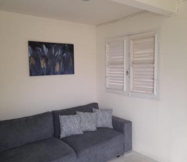 Riviere-Salee Apartment | Jasmyna