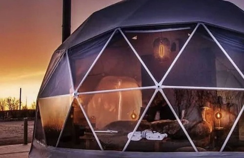 Hinton RV Rental | Jasper Gateway Glamping, Dome #3