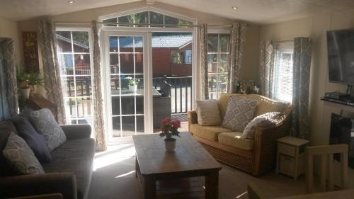 Dollar Ski Chalet | Jasper Lodge in Beautiful Glendevon Country Park Perthshire Scotland