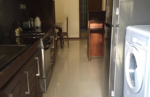 Hikkaduwa House | Jaya Villa 4 BR with a private pool