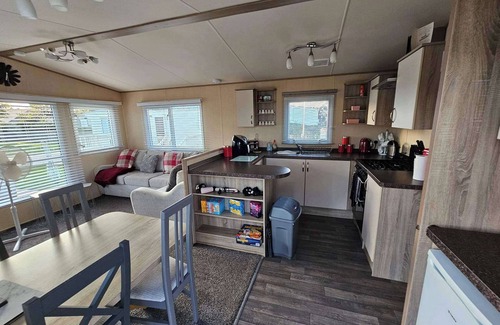 Rhyl Ski Chalet | Jayden 3 bed balcony