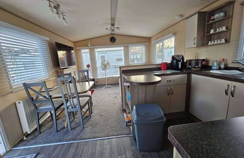 Rhyl Ski Chalet | Jayden 3 bed balcony