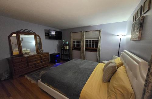 Hamden Bed & Breakfast | Jays Ranch Hamden