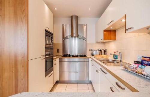 Poole Apartment | Jeanneau - Prestigious Dolphin Quays Development on Poole Quay