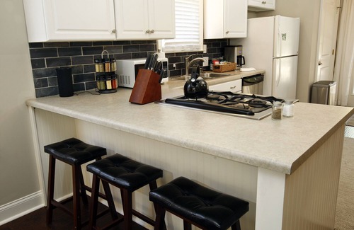 Midtown House | Jefferson Blue Door .Charming Renovated Cottage in Midtown