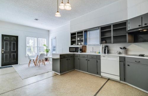 Freetown - Port Rico House | Jefferson Rental Room 2