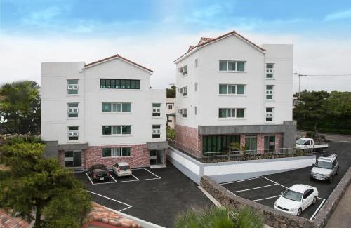 Namwon House | Jeju Aria Pension