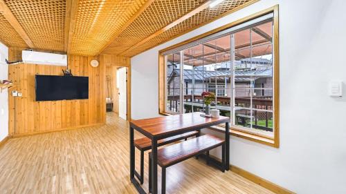 Gujwa House | jeju bijalim pension