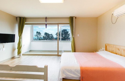 Namwon House | Jeju Pine Beach Pension