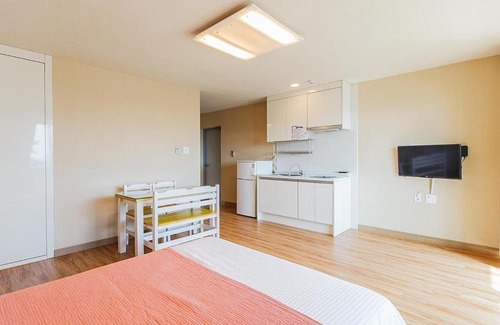 Namwon House | Jeju Pine Beach Pension