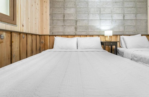 Aewol House | Jeju Timberhouse Pension