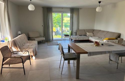 Jelenec Apartment | Jelenec House