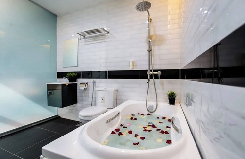 Jenjarom Hotel | Jenjarom Boutique Hotel