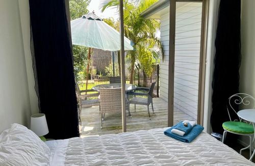 Whitianga Bed & Breakfast | Jennie's In Whitianga