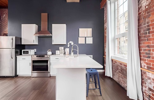 College Hill Apartment | Jennifer's Riverfront Loft Apartment Historic Building