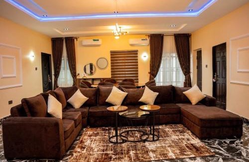 Port Harcourt Apartment | Jennis Apartment
