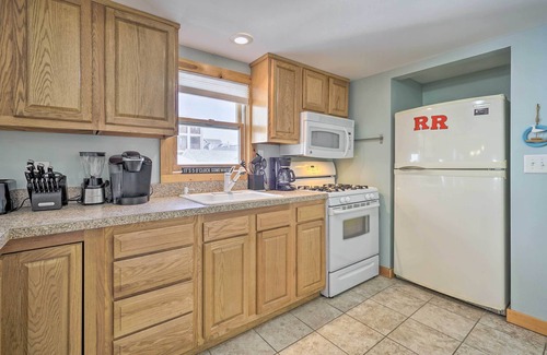 Seaside Heights Apartment | Jersey Apt - 1/2 Mi to Seaside Heights Beach