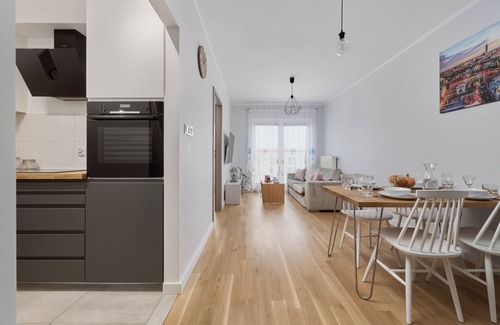 Krzyki Apartment | Jesionowa 70 | Bright Apartment | Parking