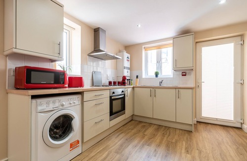 Hull Apartment | Jesouth Mezzanine Suite 💫 Comfy 💫Homey💫Pleasant