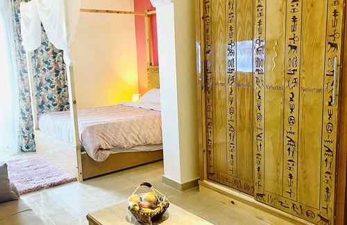 Luxor Hotel | Jewel Howard Carter Hotel