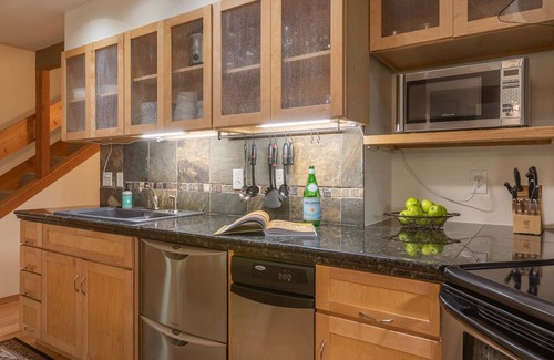 Teton Pines Condo | JHRL - Larkspur 1224, Beautifully renovated, spacious retreat