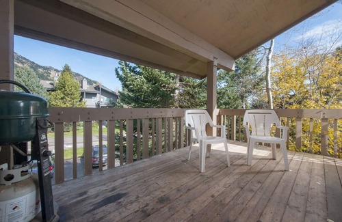 Teton Village Condo | JHRL - Nez Perce B6 - Great location near pool and hot tub access