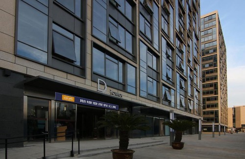 Lixia District Apartment | Jinan Sweetome Boutique Apartment - Shimao International Plaza